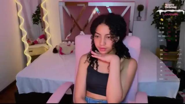 Image 11 of cyberlilyx_tay Stream on Chaturbate on 17 months ago