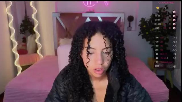 Image 3 of cyberlilyx_tay Stream on Chaturbate on 17 months ago