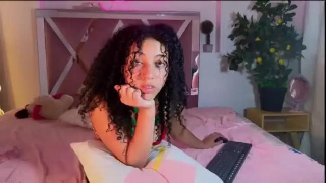 Image 10 of cyberlilyx_tay Stream on Chaturbate on 17 months ago