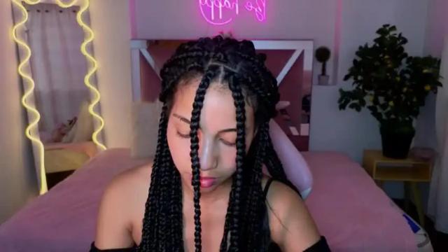 Image 12 of cyberlilyx_tay Stream on Chaturbate on 16 months ago