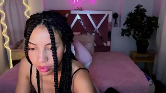 Image 2 of cyberlilyx_tay Stream on Chaturbate on 16 months ago