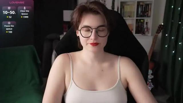 Image 2 of cybersamuraii Stream on Chaturbate on 2 months ago