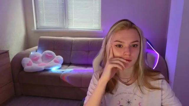 Image 2 of cyberslime Stream on Chaturbate on 16 months ago