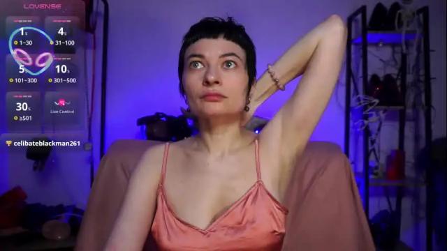 Image 11 of cyberxgoddess_ Stream on Chaturbate on 1 month ago
