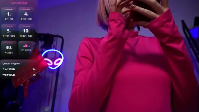 Image 7 of cyberxgoddess_ Stream on Chaturbate on 25 days ago