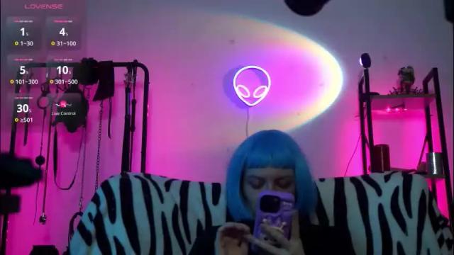 Image 2 of cyberxgoddess_ Stream on Chaturbate on 1 month ago