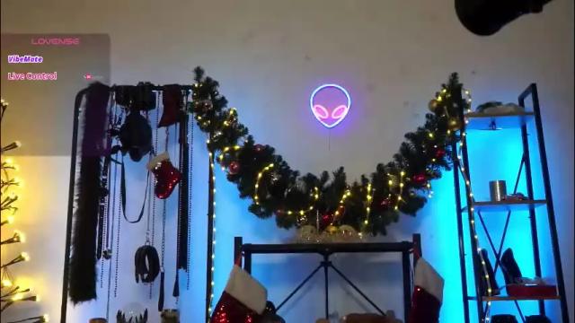 Image 3 of cyberxgoddess_ Stream on Chaturbate on 1 month ago