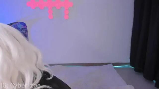 Image 3 of cyberzoe Stream on Chaturbate on 1 month ago