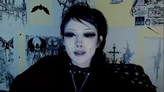 Image 4 of cybrcor3 Stream on Chaturbate on 20 days ago