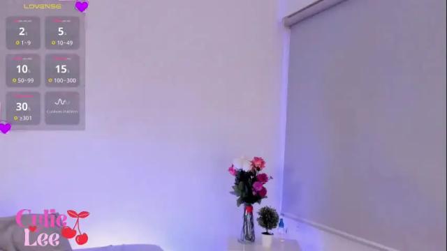 Image 3 of cylie_lee Stream on Chaturbate on 1 month ago