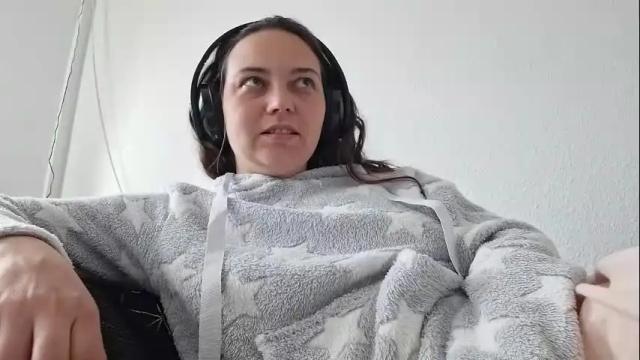 Thumbnail 1, cyndee_winter's Stream at Chaturbate, 2 months ago