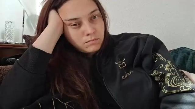 Image 4 of cyndee_winter Stream on Chaturbate on 2 months ago