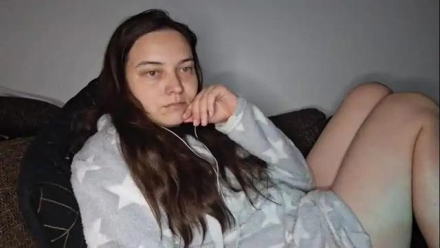 Image 12 of cyndee_winter Stream on Chaturbate on 2 months ago