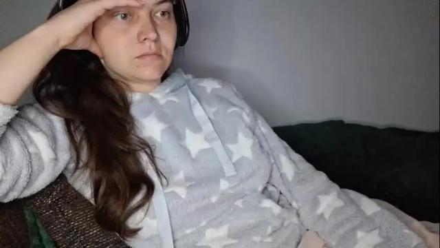 Image 10 of cyndee_winter Stream on Chaturbate on 2 months ago