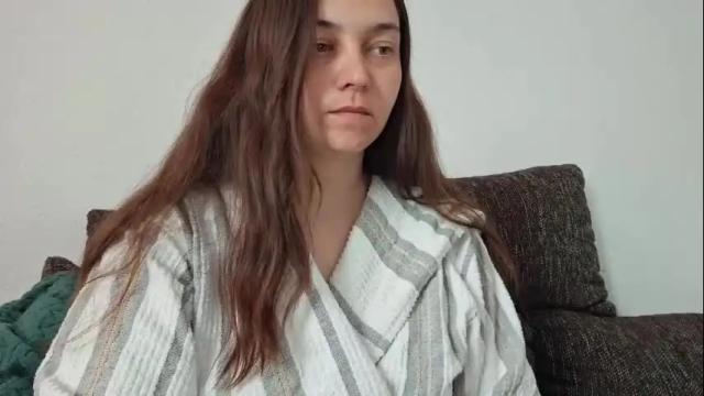 Image 4 of cyndee_winter Stream on Chaturbate on 2 months ago