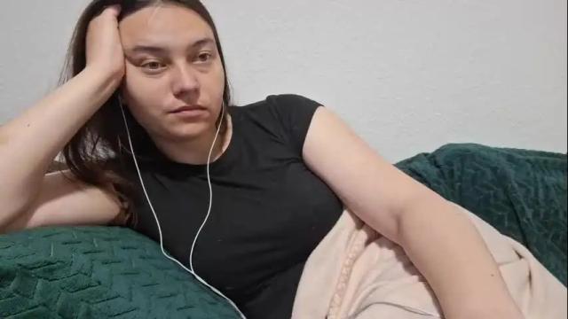 Thumbnail 1, cyndee_winter's Stream at Chaturbate, 2 months ago