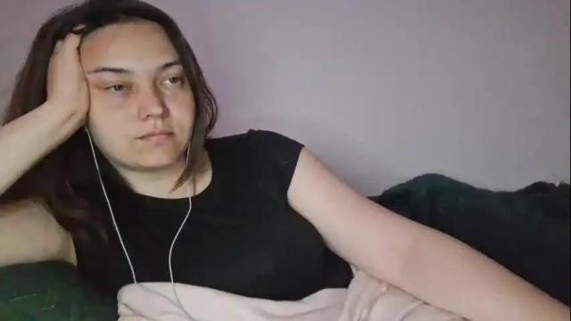 Image 8 of cyndee_winter Stream on Chaturbate on 2 months ago