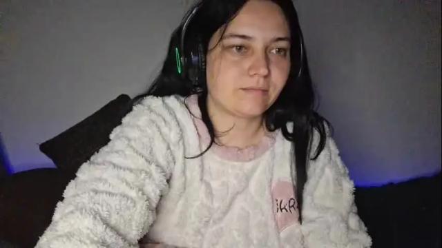 Image 6 of cyndee_winter Stream on Chaturbate on 2 months ago