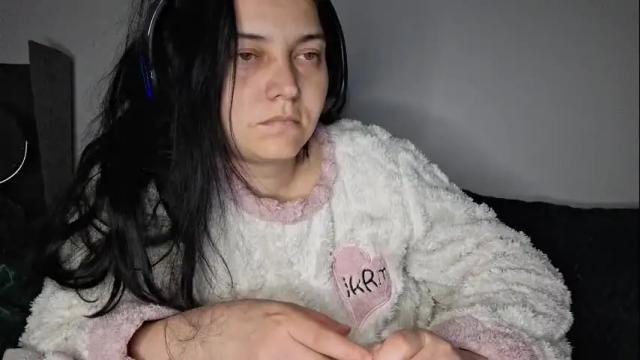 Image 3 of cyndee_winter Stream on Chaturbate on 1 month ago