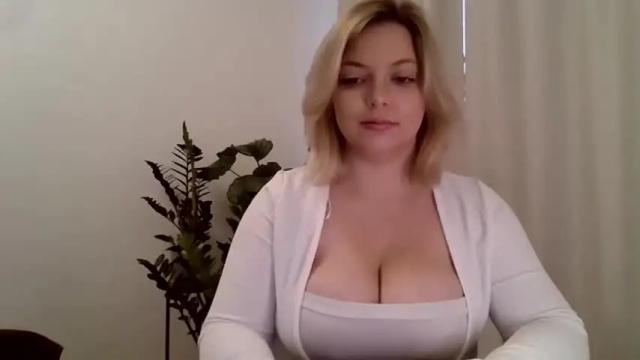 Image 7 of cynthiabeauty Stream on Chaturbate on 13 months ago
