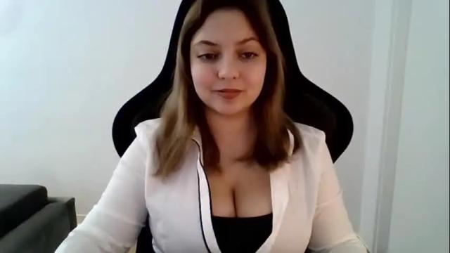 Image 3 of cynthiabeauty Stream on Chaturbate on 1 month ago
