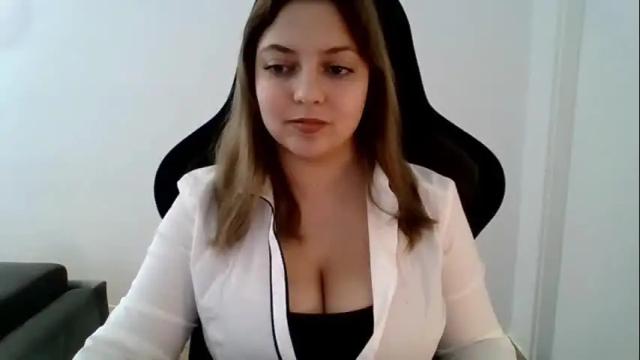 Image 8 of cynthiabeauty Stream on Chaturbate on 1 month ago