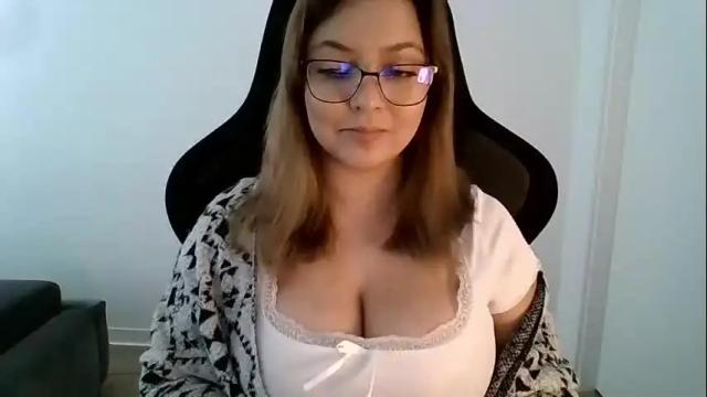 Image 11 of cynthiabeauty Stream on Chaturbate on 1 month ago