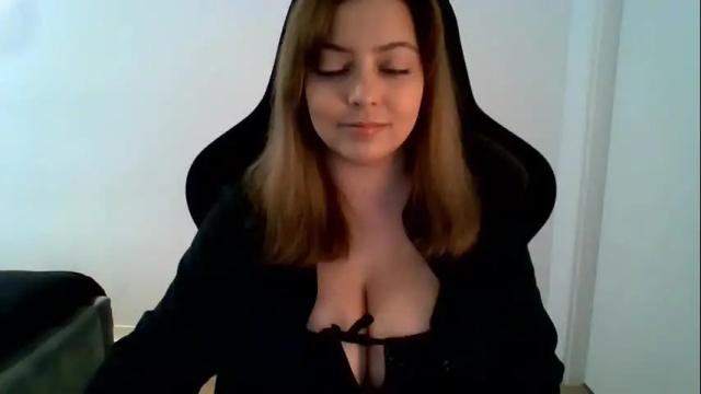 Image 8 of cynthiabeauty Stream on Chaturbate on 1 month ago
