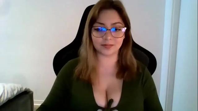 Thumbnail 1, cynthiabeauty's Stream at Chaturbate, 1 month ago