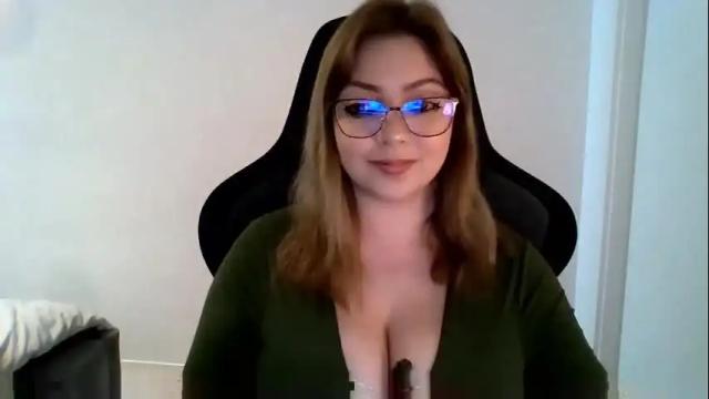 Image 11 of cynthiabeauty Stream on Chaturbate on 1 month ago