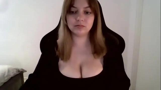 Image 4 of cynthiabeauty Stream on Chaturbate on 1 month ago