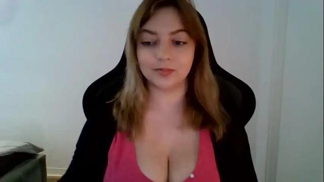 Image 2 of cynthiabeauty Stream on Chaturbate on 1 month ago