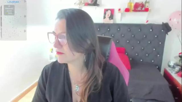 Image 2 of d_martii Stream on Chaturbate on 1 month ago