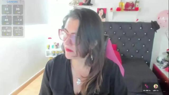 Image 3 of d_martii Stream on Chaturbate on 1 month ago