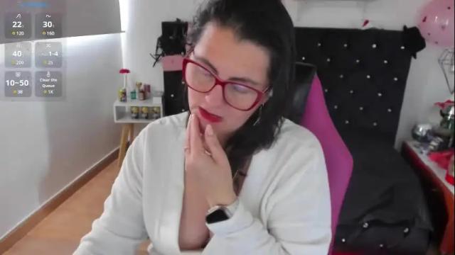 Image 4 of d_martii Stream on Chaturbate on 1 month ago