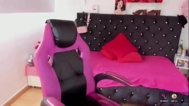Image 2 of d_martii Stream on Chaturbate on 19 days ago