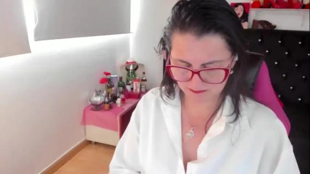 Image 7 of d_martii Stream on Chaturbate on 16 days ago