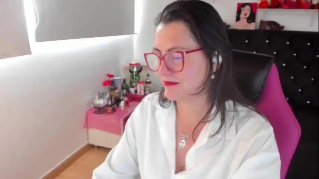 Image 8 of d_martii Stream on Chaturbate on 16 days ago