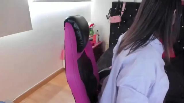 Image 11 of d_martii Stream on Chaturbate on 12 days ago