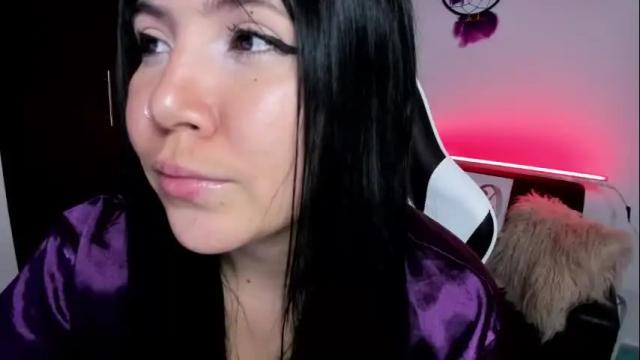 Image 2 of daahanna_ Stream on Chaturbate on 1 month ago