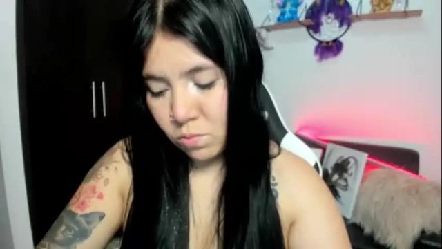 Image 3 of daahanna_ Stream on Chaturbate on 16 days ago