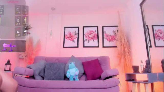 Image 2 of daaniela_moon Stream on Chaturbate on 22 days ago