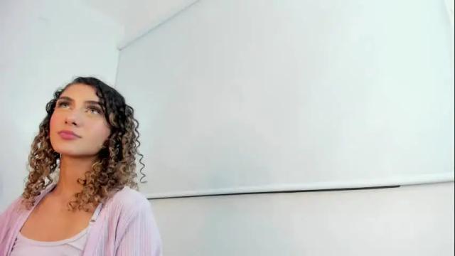Image 3 of daddysgirrl1_ Stream on Chaturbate on 27 days ago