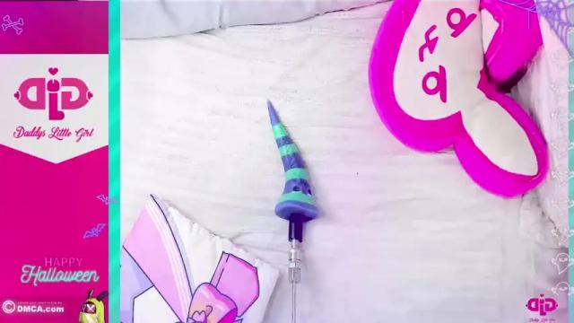 Image 2 of daddyslittlegirl01 Stream on Chaturbate on 1 month ago