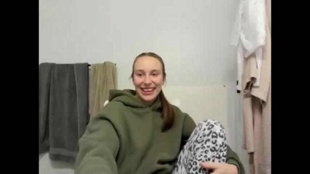 Thumbnail 1, daddysssgoodgirl's Stream at Chaturbate, 1 month ago