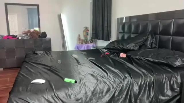 Thumbnail 3, daddysub666's Stream at Chaturbate, 13 months ago