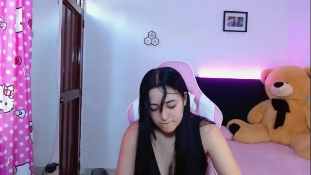 Image 11 of dafne_hot77 Stream on Chaturbate on 12 days ago