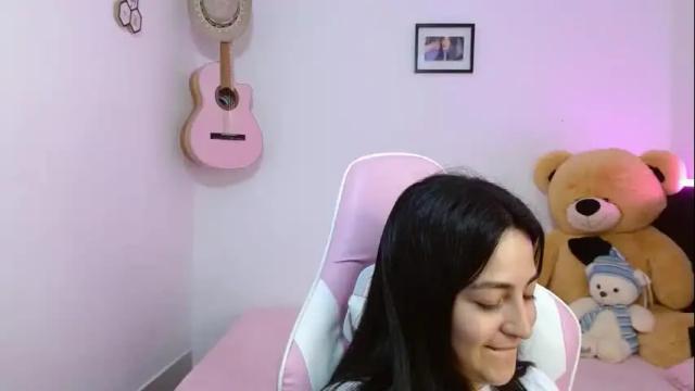 Image 4 of dafne_hot77 Stream on Chaturbate on 10 days ago