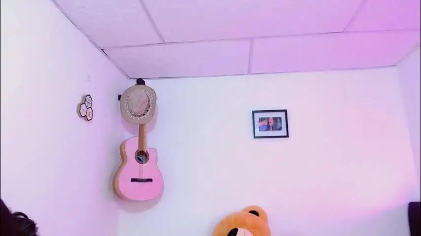 dafne_hot77 Chaturbate