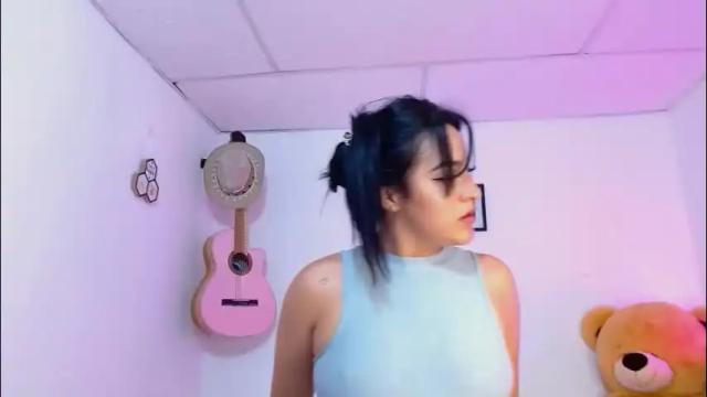 Image 3 of dafne_hot77 Stream on Chaturbate on 1 day ago